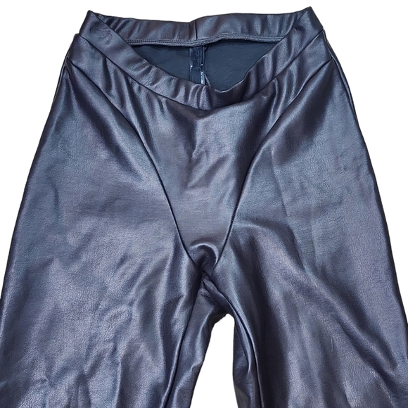 SKIMS Faux Leather Boot Cut Pant - Picture 6 of 13